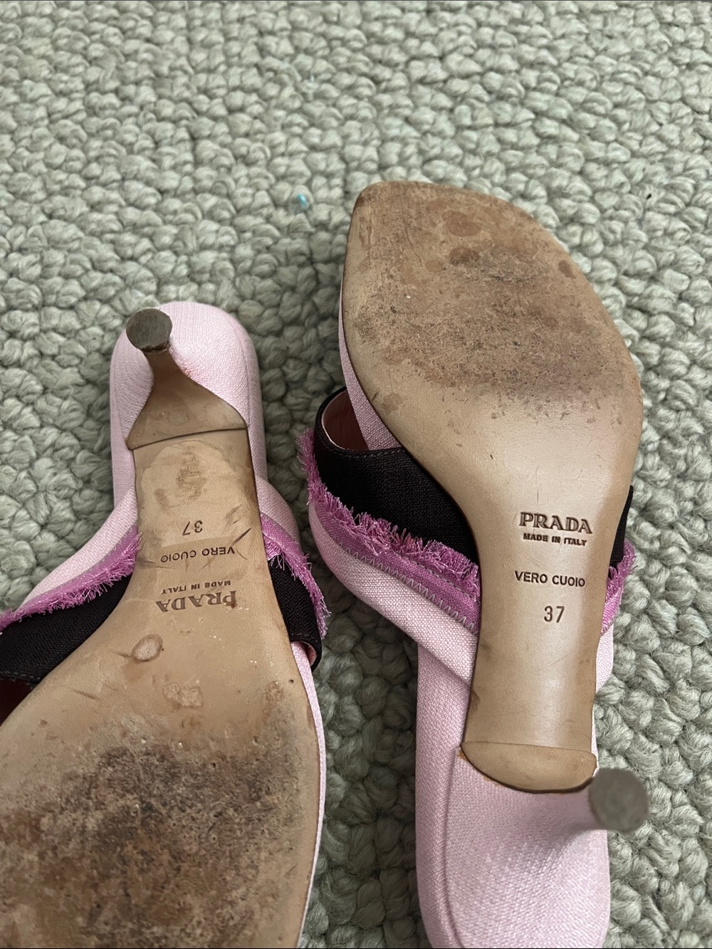 Prada Pink Linen Fringe Kitten Heel Flip Flop Sandals - Picture 2 of 4